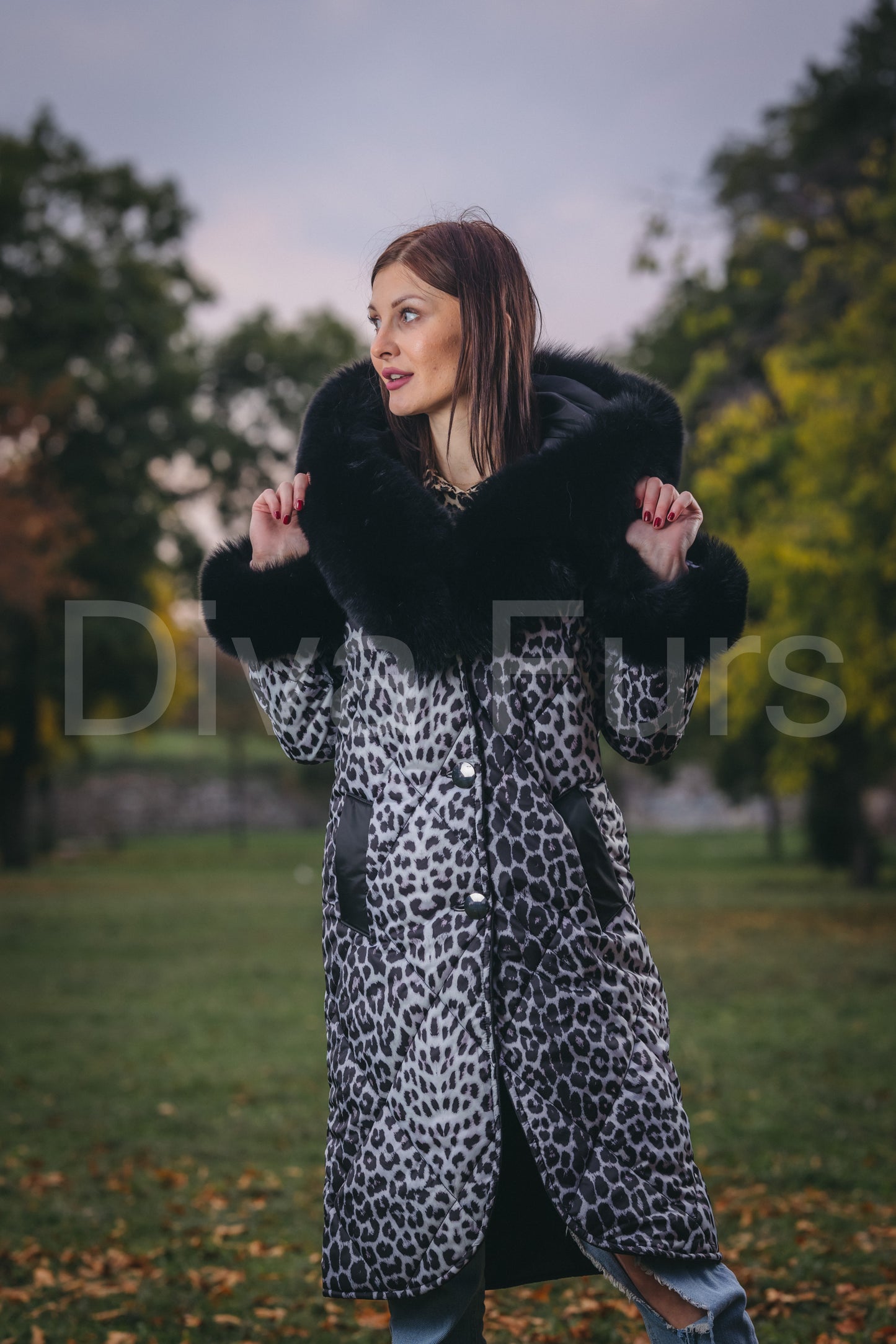 Jakna sa printom crna