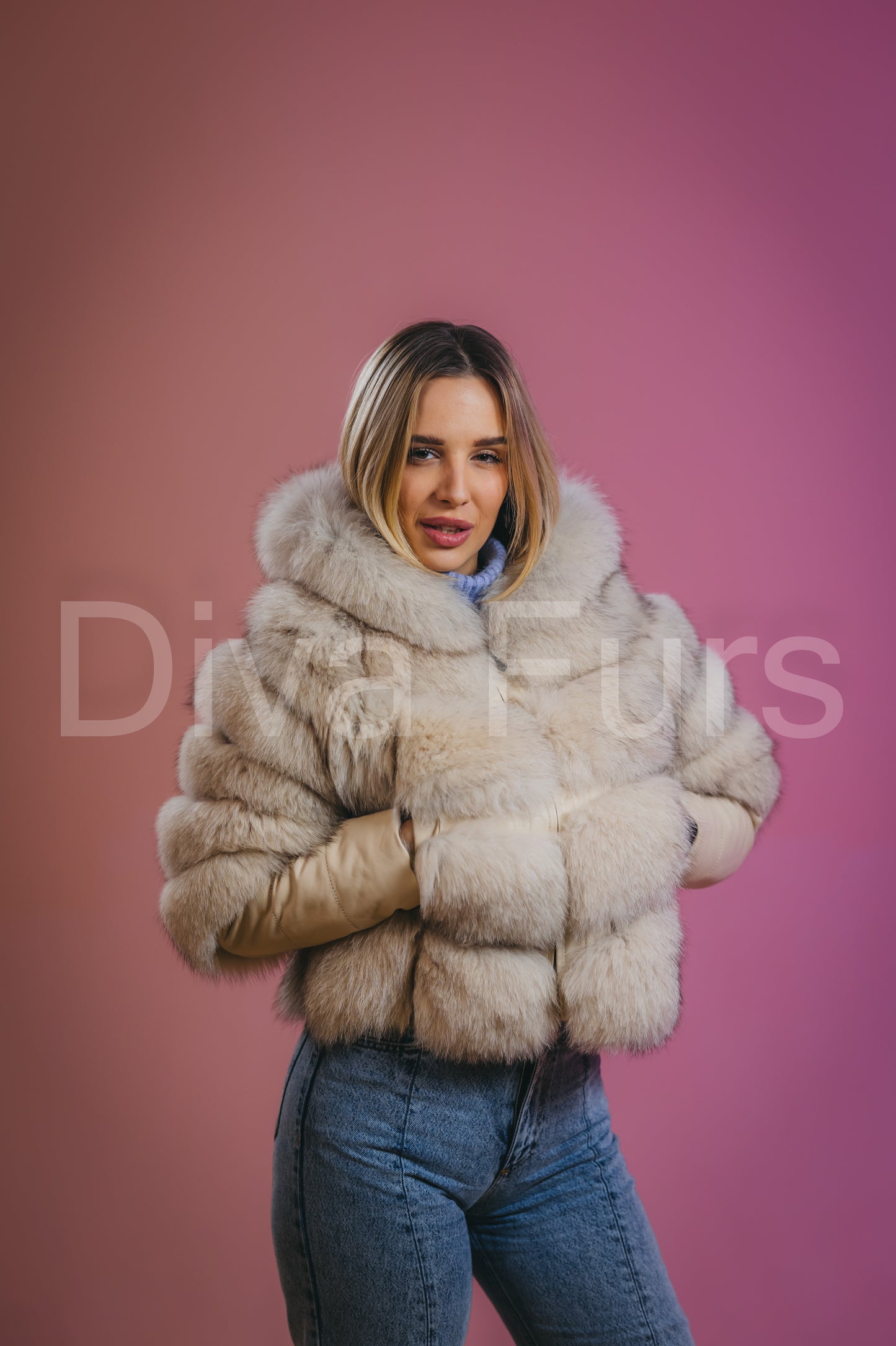 Bež bunda sa kapuljačom