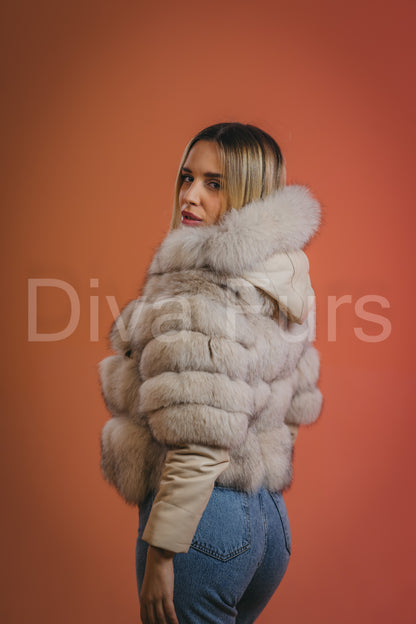 Bež bunda sa kapuljačom