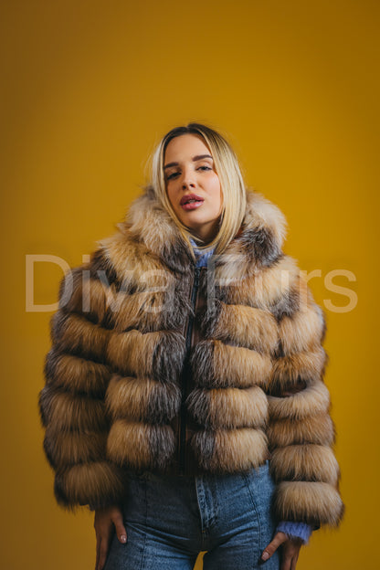 Braon šarena bunda sa kapuljačom